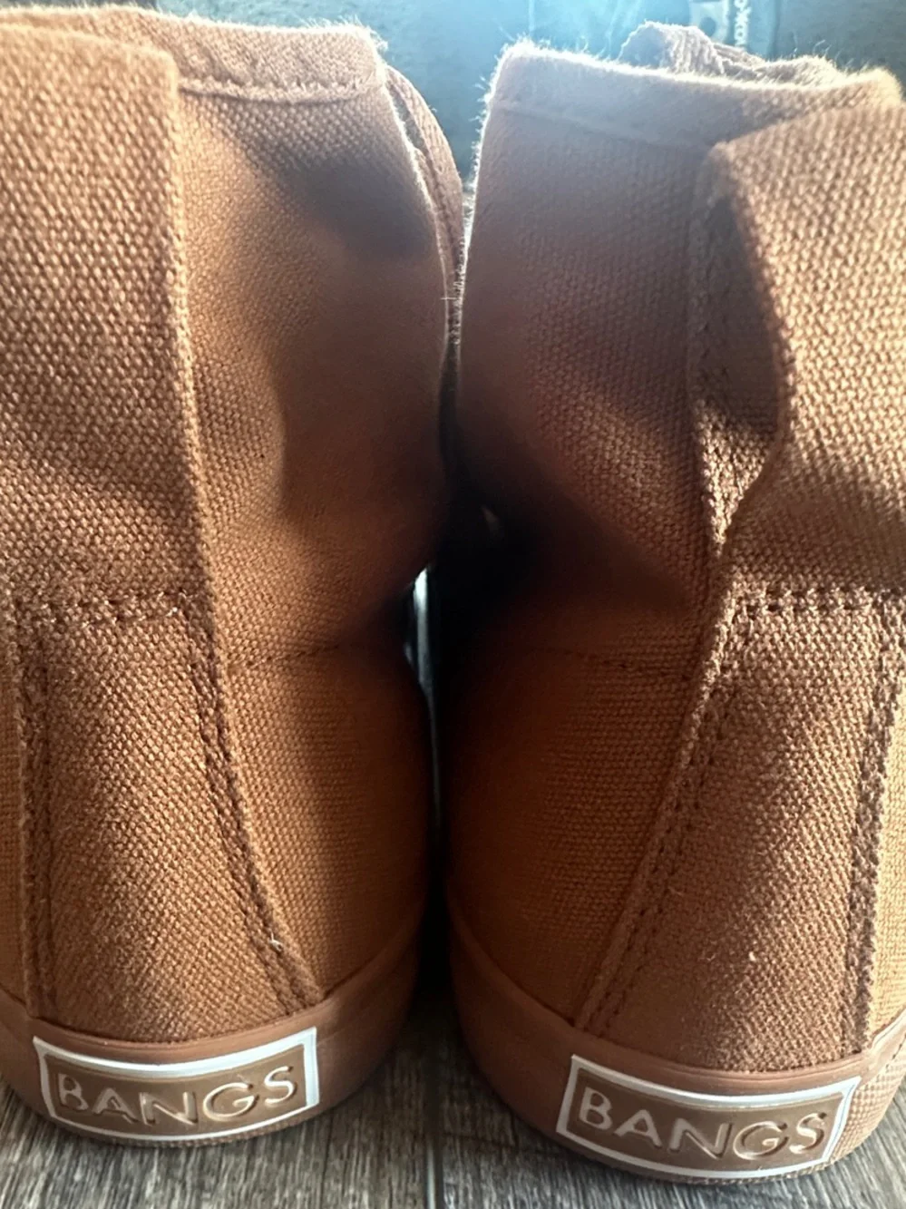 Men's Casual Canvas High-Top Sneakers in Brown